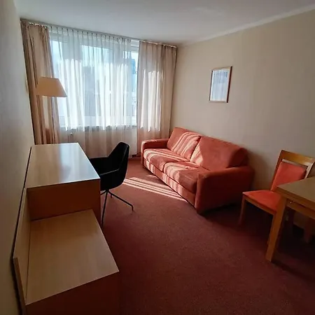 10q - Z6 903 Apartment